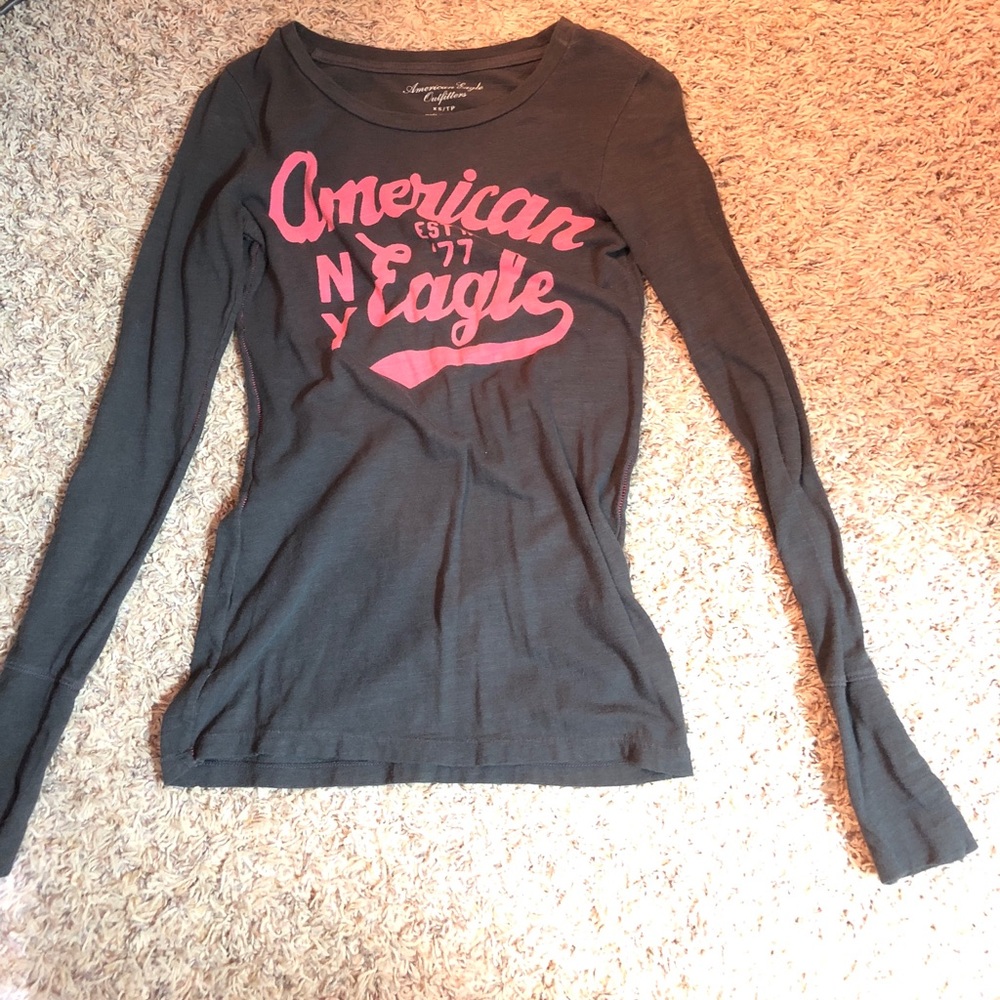 American Eagle long sleeve tee